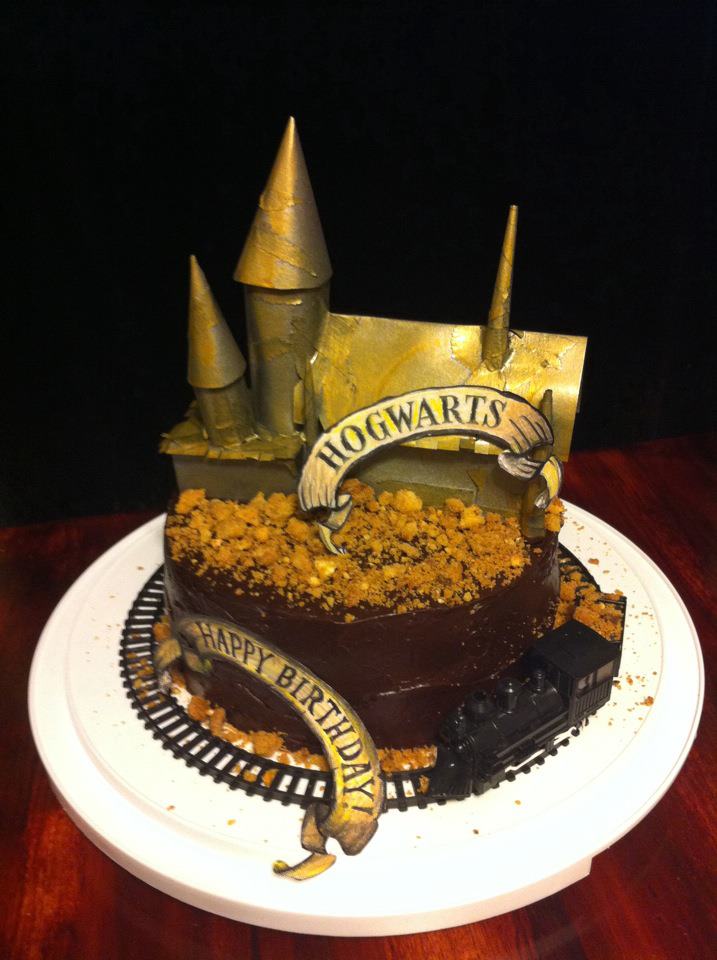 Harry Potter Hogwarts Birthday Cake