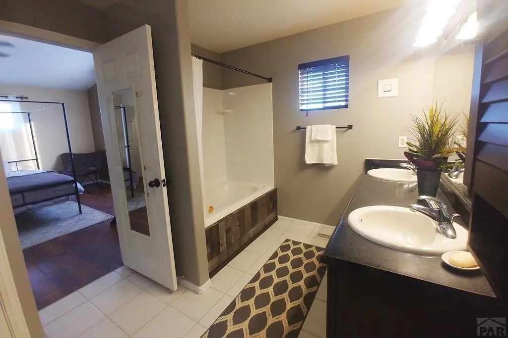 Colorado House 2020 - After - Master Bathroom 1